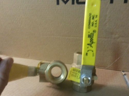 Apollo  Brass 1 1/4  Inch Threaded Ball Valve