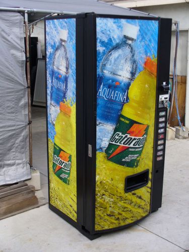 Dixie narco 600e can-bottle- gatorade-water-coke soda vending machine for sale