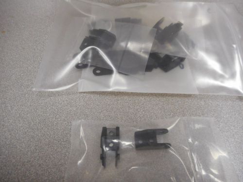 IGUS 040-07-12 E CHAIN MOUNTING BRACKET (LOT OF 20)