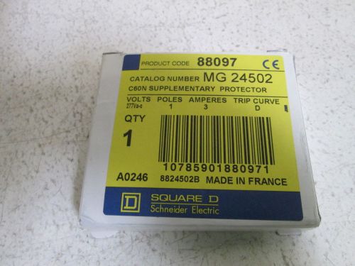 SQUARE D CIRCUIT BREAKER  MG24502  *NEW IN BOX *