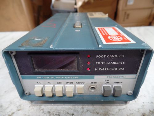 Tektronix J16 Digital Photometer