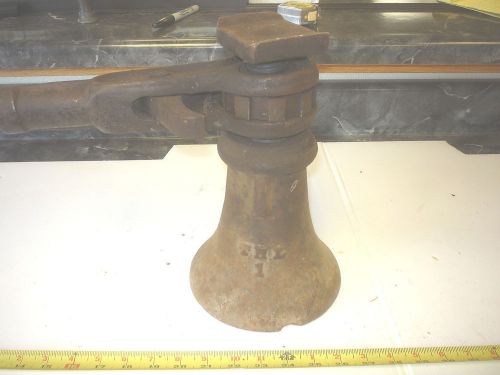 GOOD USER OLD ST H L   RATCHET  HOUSE BRIDGE SCREW BOTTLE JACK TOOL