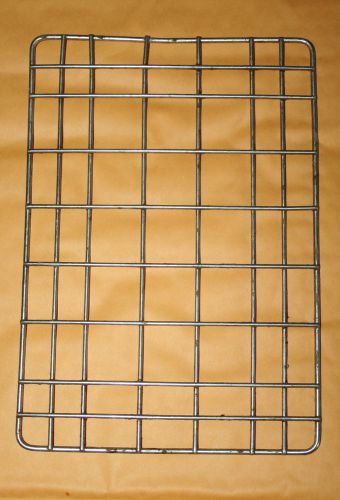 Lot of 10 used Quiznos Wire Sandwich Baking Toasting Racks *Each rack 7&#034; X 10&#034;
