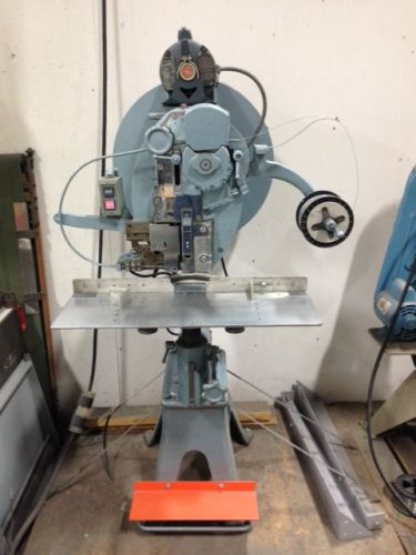 Interlake N3B pedestal stitcher 2-1/2&#034;