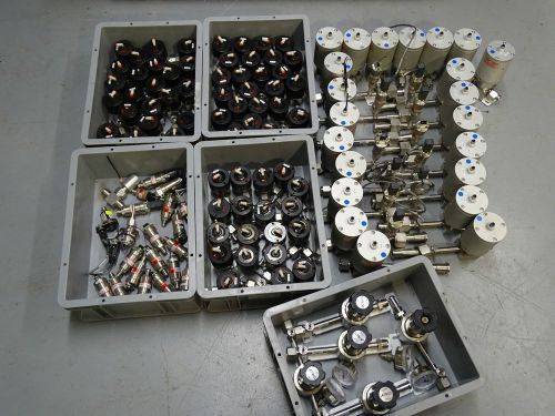 Job lot of APTech Regulator S.Steel Valves, WIKA Gauges, Fujikin, Swagelok 125kg