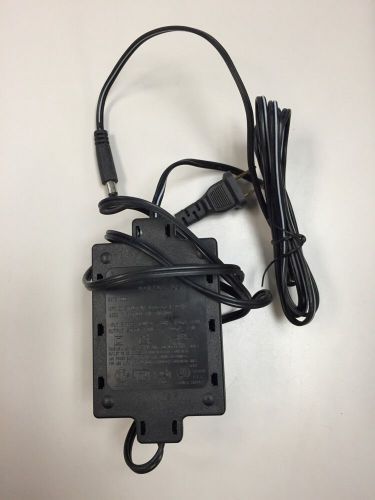 HP Plug In Transformer Class 2 Input120VAC 60Hz 180mA 23VA Output AC 30V 400mA