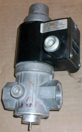 Krom Schrader 1&#034; NPT Gas Cycling Valve VG25N03L92