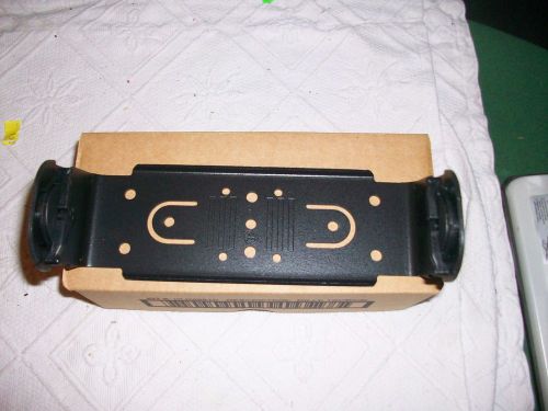 Motorola,XLT2500,XLT5000,HLN6861C Mounting Bracket,NIB,Mille Trunion