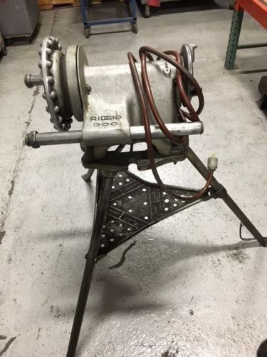 RIDGID 300 PIPE THREADER