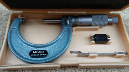 Mint vintage  mitutoyo 25-50mm outside micrometer w/case *made in japan for sale