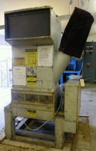 Gloucester Battenfeld 1225 60hp Granulator with cyclone