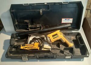 DEWALT Quick Drive PRO W/ Extension Auto feed Screwdriving System