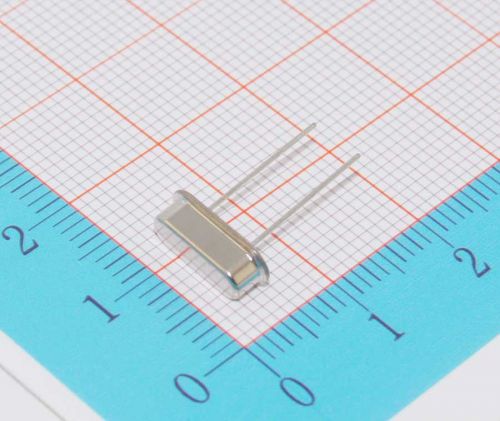 100pcs/lot,   20.000MHz  20PF   HC-49/S Dip  Crystal Resonators