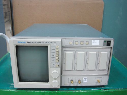 Tektronix 11801 Digital Sampling Oscilloscope (As-Is&amp;Just for Parts)