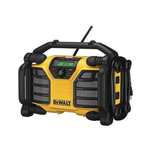 DeWALT DCR015 12-Volt/20-Volt MAX Worksite Jobsite Battery Charger/Radio Combo