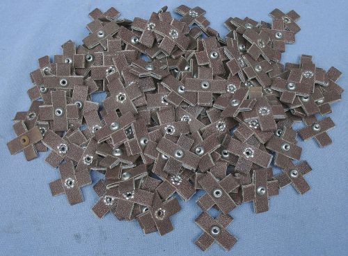 3M MERIT CROSS PADS  1-1/2 x 1-1/2 x 1/2&#034; 60 GRIT BOX  Lot 145 Abrasive Sanding