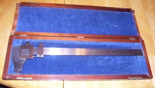 BROWN &amp; SHARPE No. 570 VERNIER 13&#034; INSIDE OUTSIDE CALIPER IN BOX