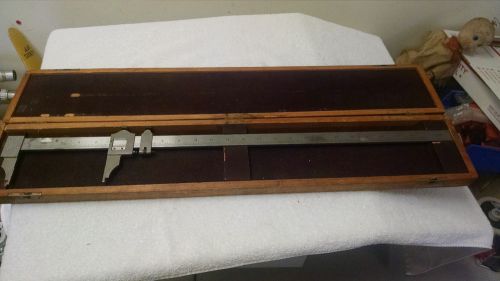 Starrett N 122 Vernirt Caliper 25 Inch Mahogany Box