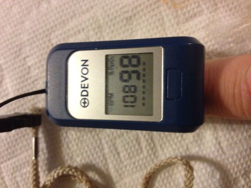 Devon finger pulse oximeter