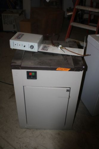 WORKING SEM 2715/1-1311R  PAPER SHREDDER WITH OILER