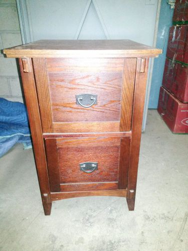 File Cabinet - 2 Drawer