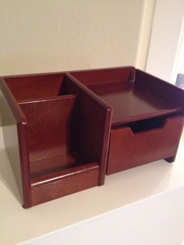 Used Rubbermaid Wireless Organizer