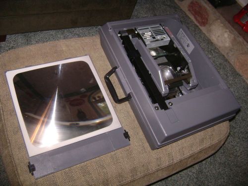 3M PORTABLE MODEL 2000 AG OVERHEAD PROJECTOR