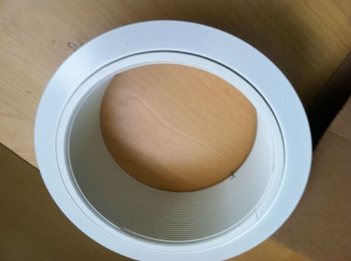 NEW Juno Lighting 25W-WH 6-Inch Straight Downlight Baffle White with White Trim