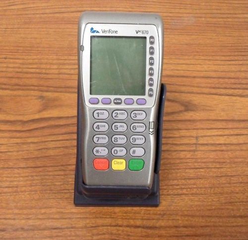 VeriFone VX670 Wireless Credit Card Machine With Base Charger and Power Supply