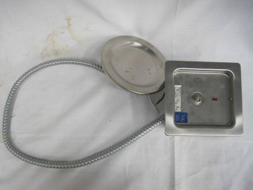 Wells MFG Co. Hot Plate/Water Heater Model H-006UL