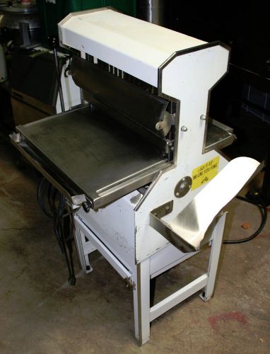 Oliver Model 777 bread slicer 1/2&#034; slices