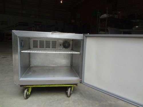 SILVER KING 27.5&#034; UNDER COUNTER REFRIGERATOR SKSR