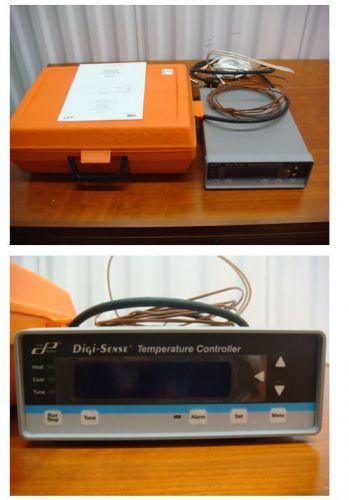 Cole Parmer Digisense Temperature Controller Model 89000-00 w/case