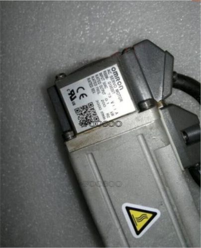 Used Omron AC Servo Motor R88M-G10030T Tested