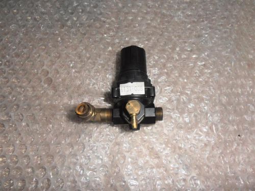 Wilkerson R00-02-000 R0002000 Air Regulator Valve