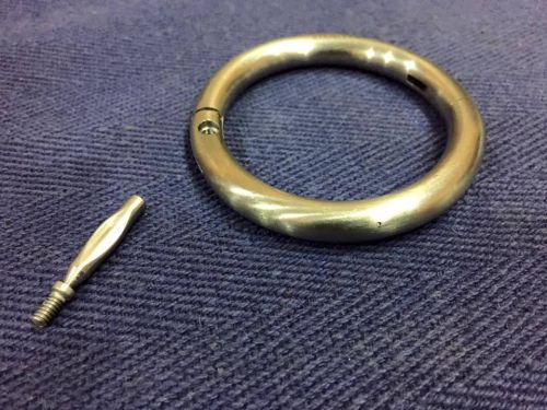 Bull nose rings 2.5&#034; x 5/16&#034; stainless steel with key - veterinary livestock for sale