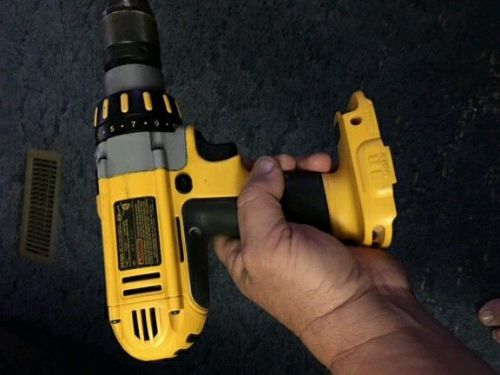 Dewalt 18 volt hammer drill dc925