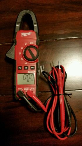 Milwaukee 2235-20 600v / 400 amp Digital Clamp Meter