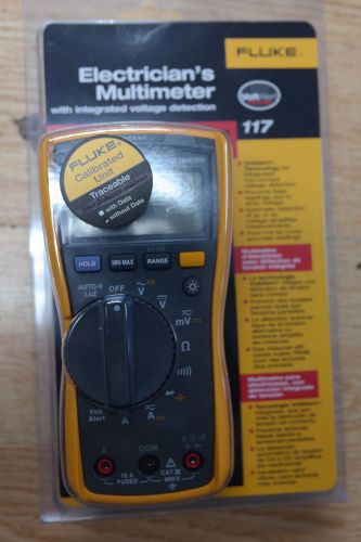 Fluke 117 True RMS Electrician&#039;s Multimeter New