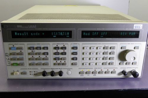 HP 8665A 4.2 GHz RF Signal Generator options 001,004  PARTS OR REPAIR