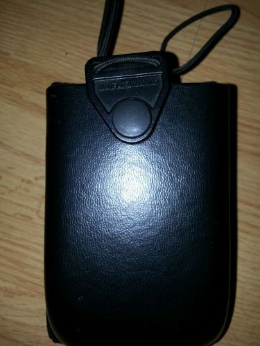 Safariland radio carrier leather 761-1