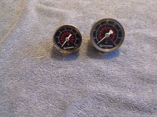 lot of 2 Norgren  Pressure Gauges 0-160