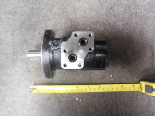 NEW ORBMARK HYDRAULIC MOTOR ORB-M-26-2F # 110-1403-0003