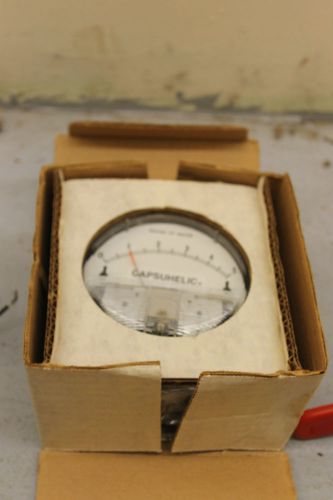 NEW DWYER CAPSUHELIC 0-5&#034; WATER METER 4005 GAUGE