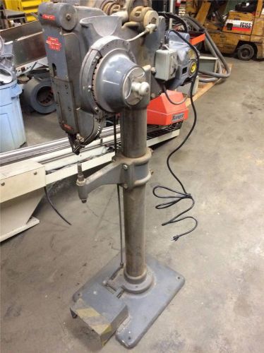 Riveting machine by trojan rivet foot pedal operating, model tr-10 metal riveter for sale