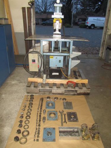 Kidder super 24&#034; 25 Ton Hydraulic punch press DP-24-X TOOLED