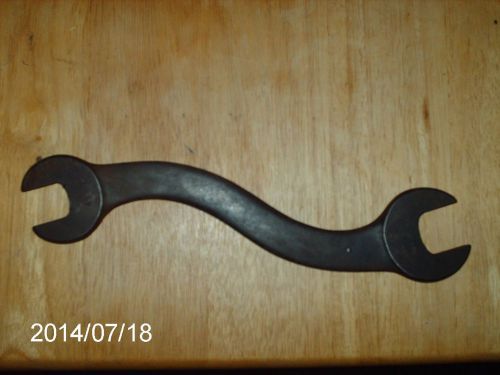 ARMSTRONG 483 - E WRENCH - MADE IN USA 13/16 -1 INCH