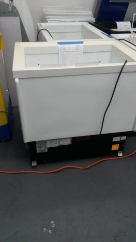 Hussmann dual temp spot merchandiser model sm090s for sale