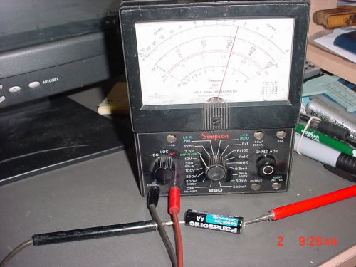 SIMPSON  Model 260  Multimeter  VOLTS OHMS  AC  DC  W/ Leads