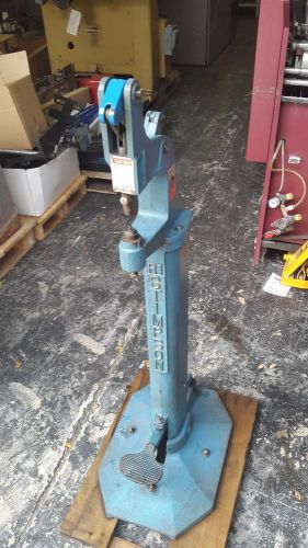 STIMPSON GROMMET MACHINE 479